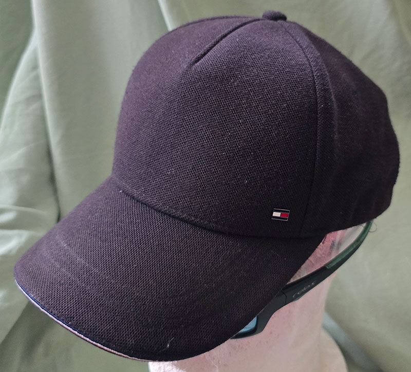 TOMMY HILFIGER black