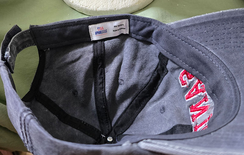 SAN DIEGO CALIFORNIA dark grey blue jeans