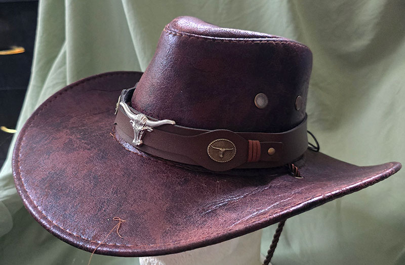 COWBOY HAT