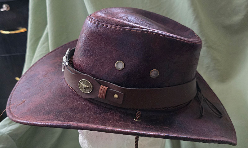 COWBOY HAT