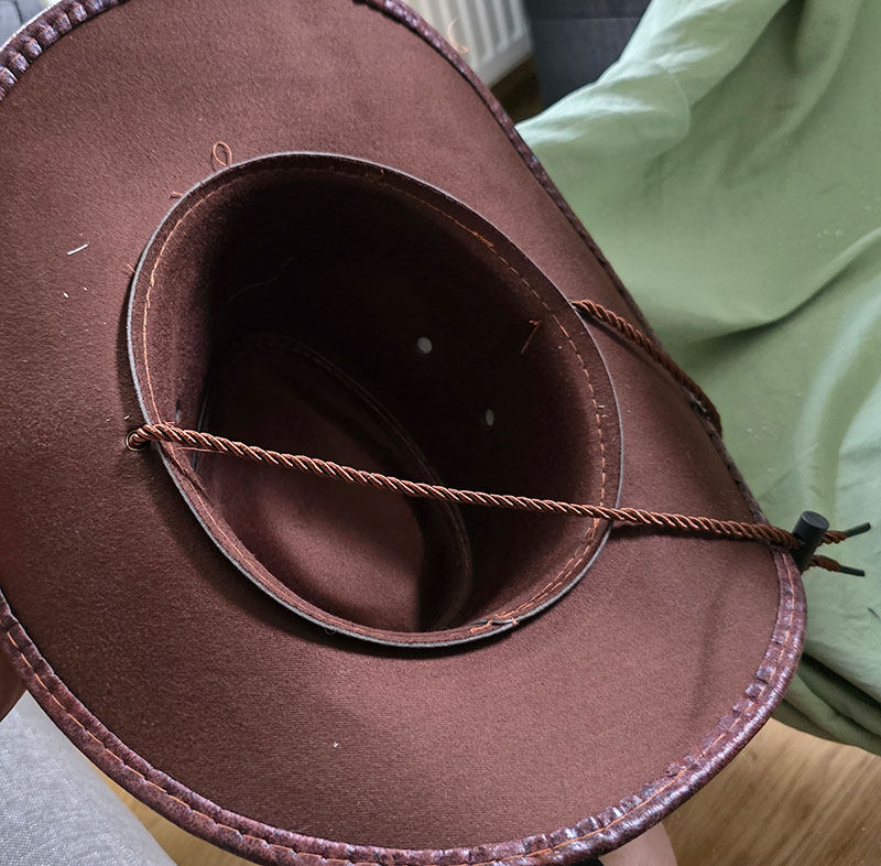 COWBOY HAT