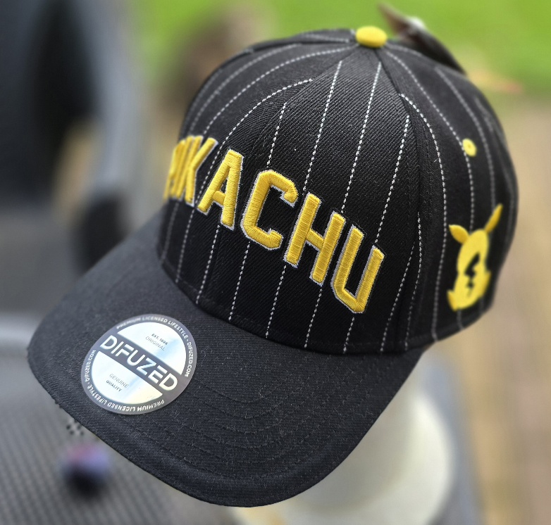 DIFUZED POKEMON CURVED BILL CAP  black yellow