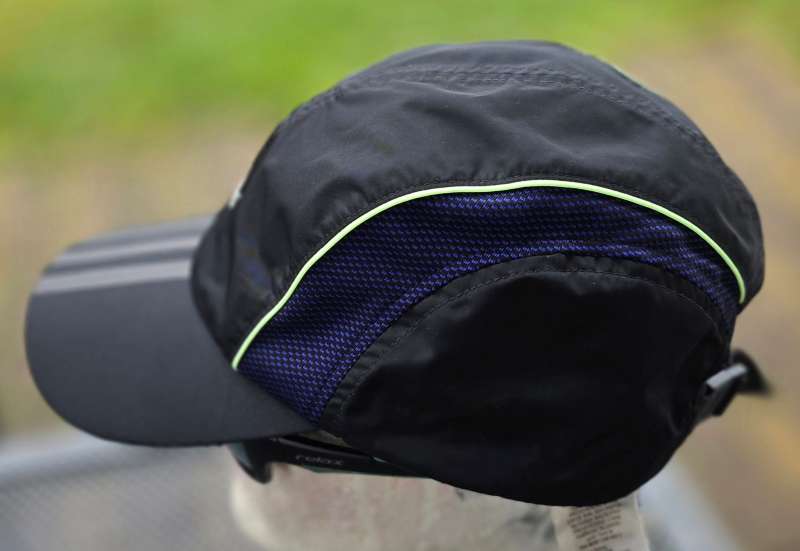 ADIDAS CHAPEAUX ET AUTRES black