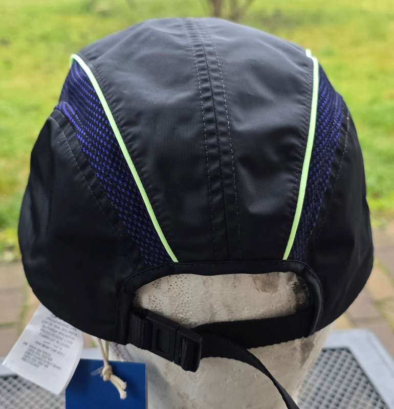 ADIDAS CHAPEAUX ET AUTRES black