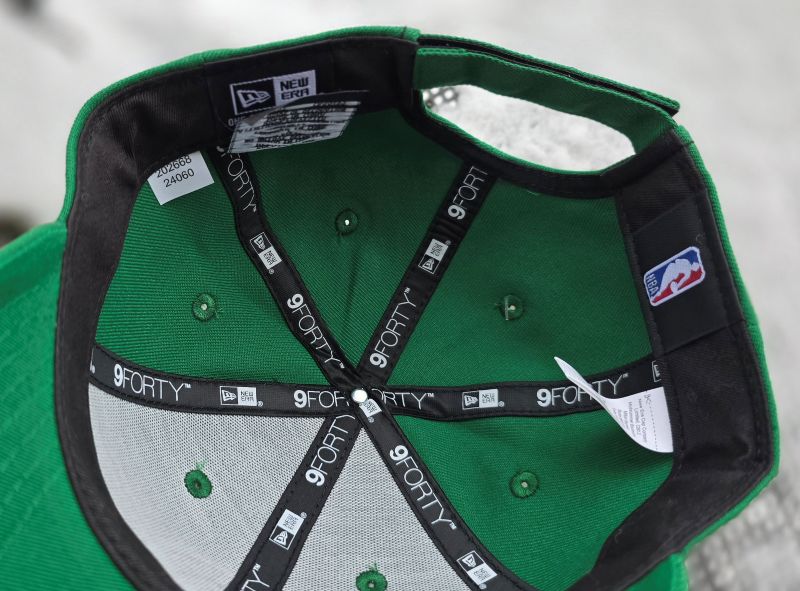THE LEAGUE BOSTON CELTICS OSFA NEW ERA green