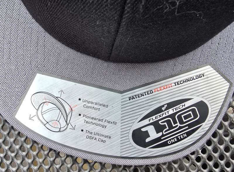 110 FLEXFIT SNAPBACK gray black