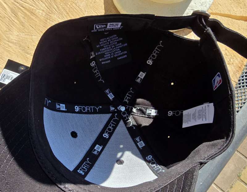 NBA New Era 9FORTY lack jeans