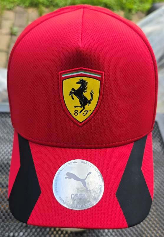 FERRARY BB CAP red