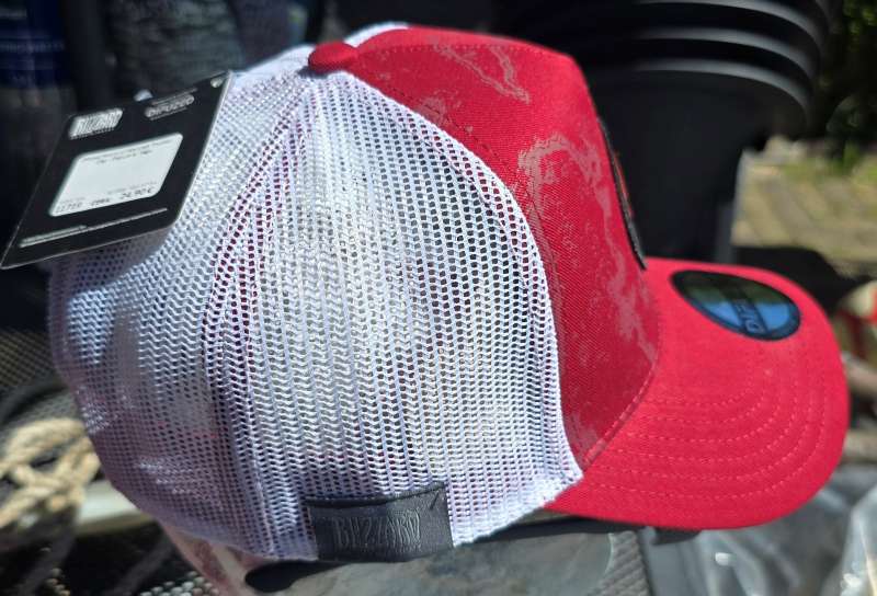Warcraft red white
