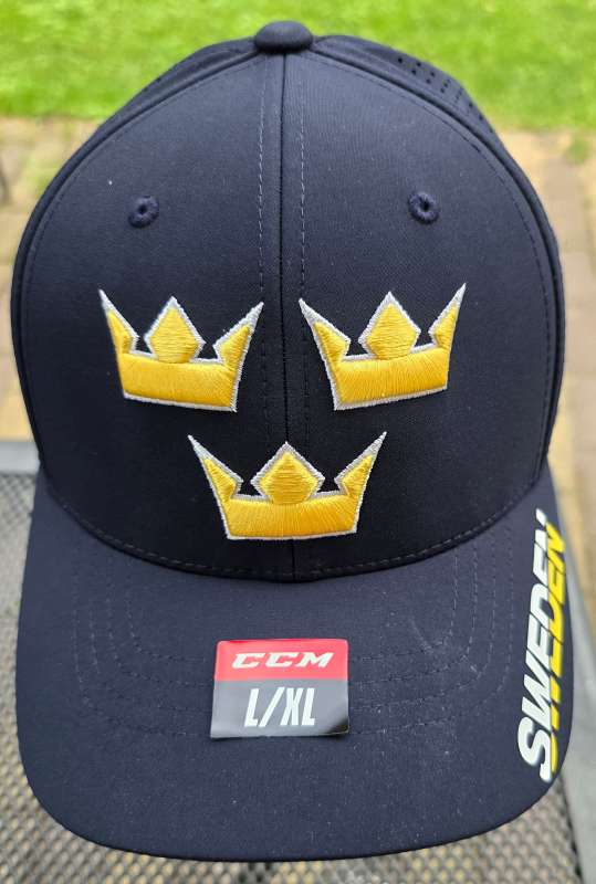Sweden 3 crowns (3 kronor) CCM navy