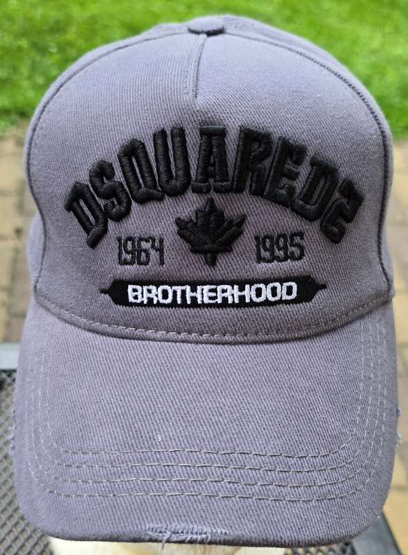 DSQUAREDS BROTHERHOOD 1964-1995 gray