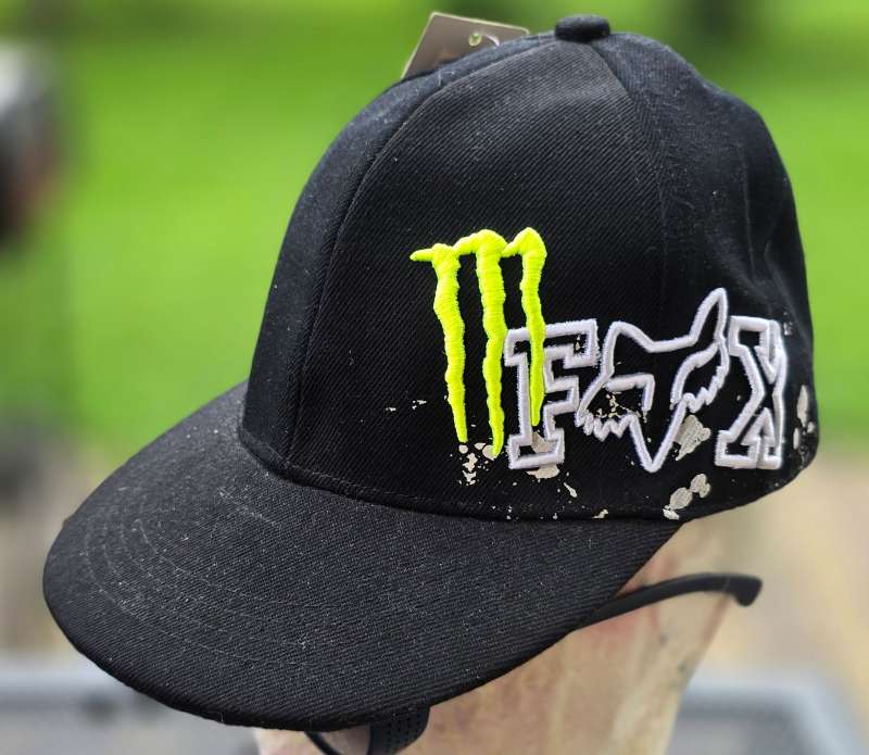 FOX  Monster Energy  black