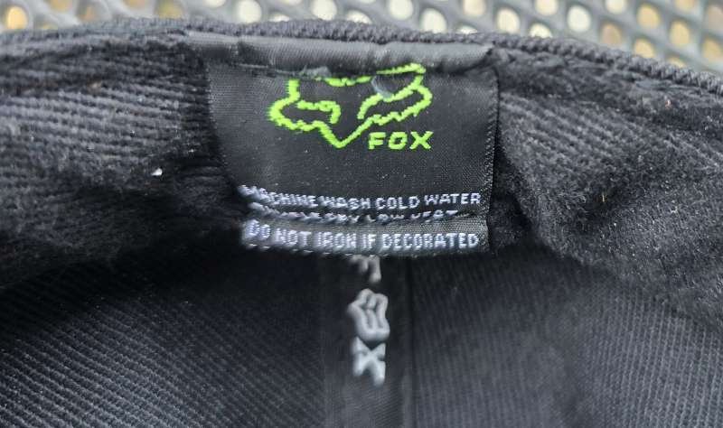 FOX  Monster Energy  black