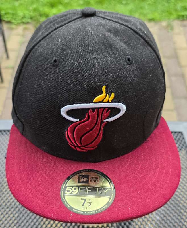 NBA New Era 59FIFTY  black red
