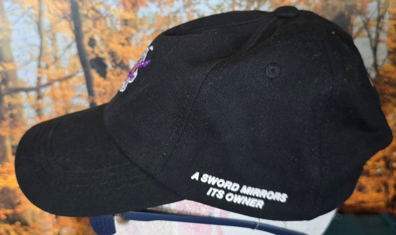 A SWORD MIRRORS ITS OWNER League Of Legend black  
