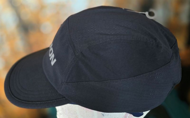 SOLOMON deep black