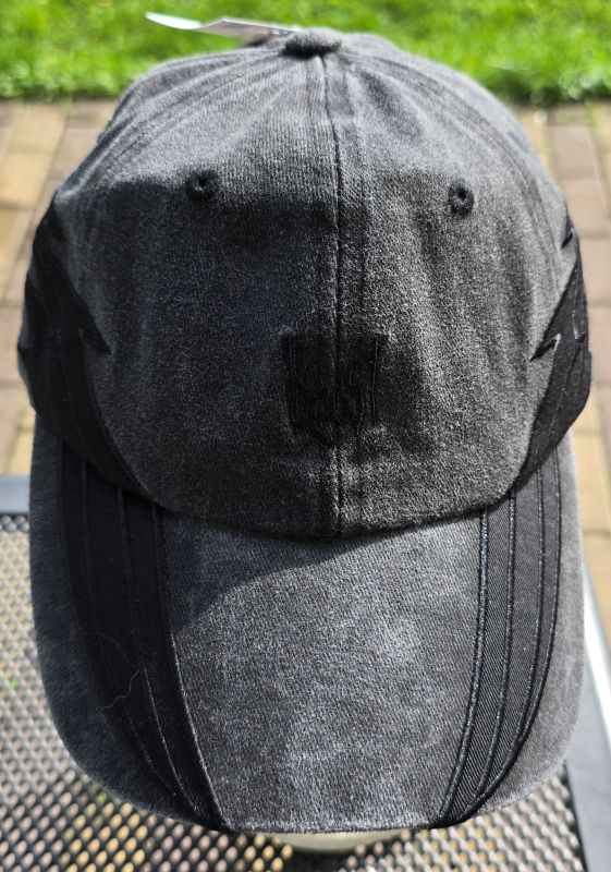 Cropp female cap dark gray