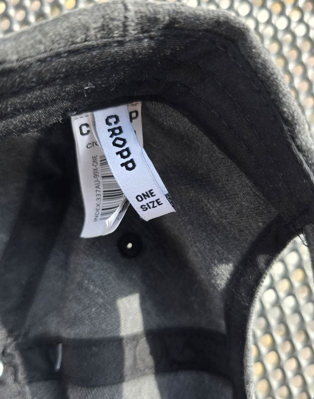 Cropp female cap dark gray