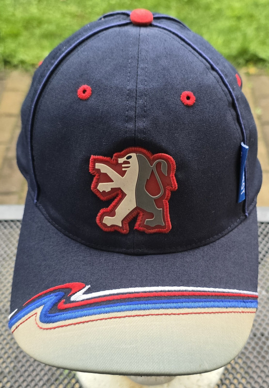 Peugeot dark blue red