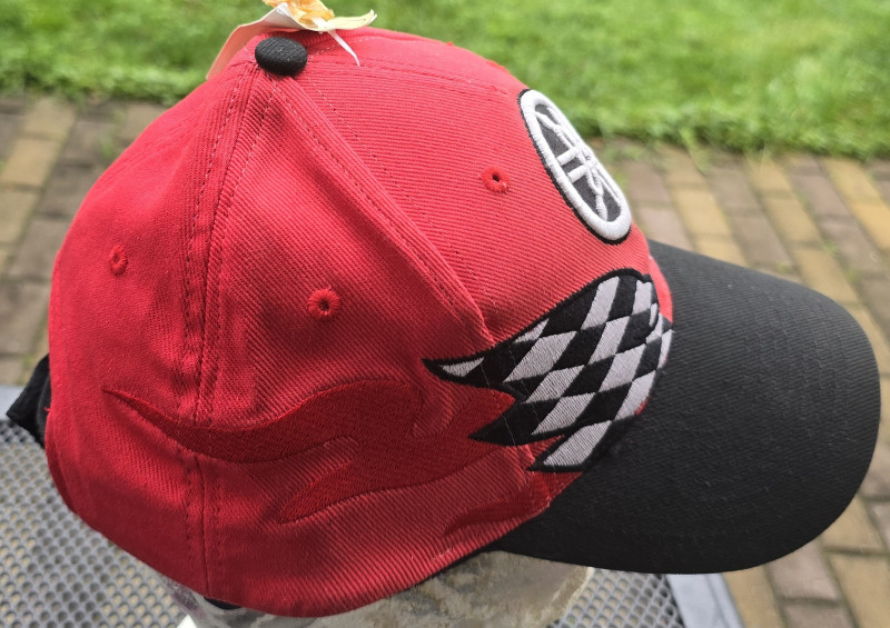 Yamaha red black