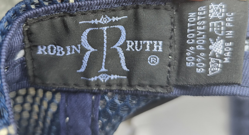 Greece Robin Ruth white dark blue 