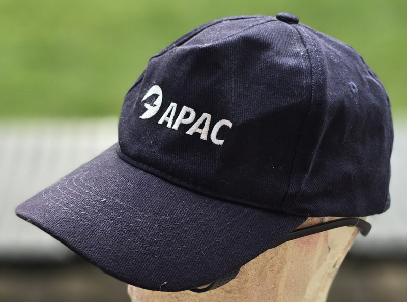 Apac Adler dark blue jeans